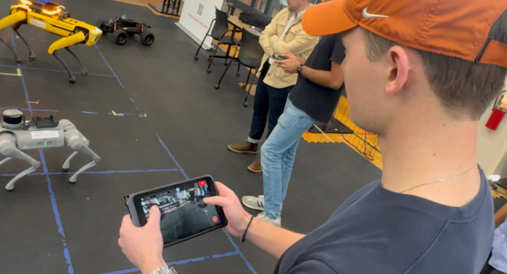 Student works at UT Austin’s Center for Autonomy